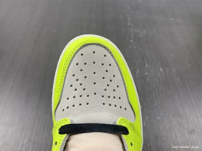 Rep LUCY Jordan Air 1 High OG 555088-702 Volt 0526